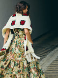 Load image into Gallery viewer, Round Top Rose Scarf
