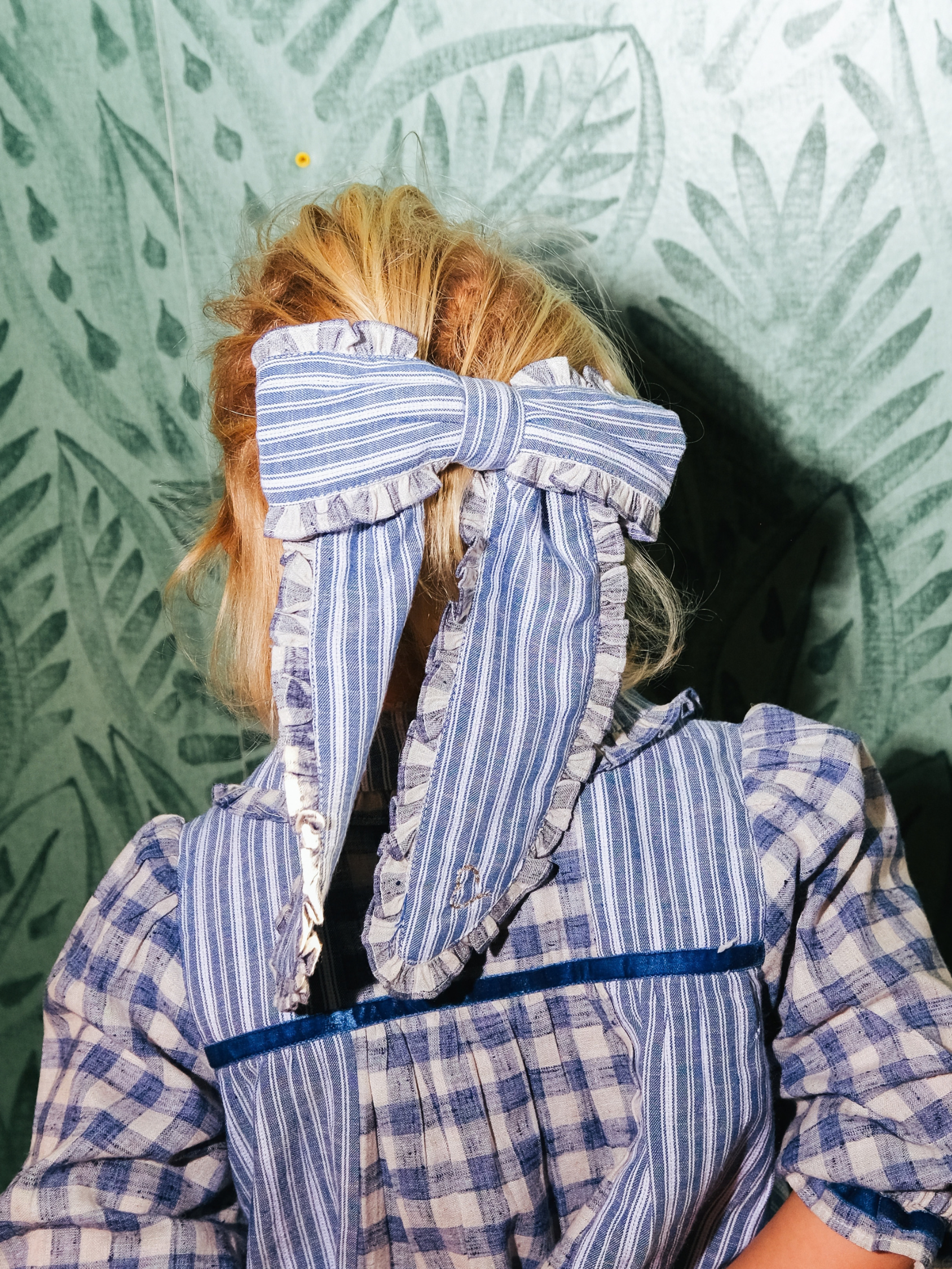 Blue Bow With Ruffles Maisonette x Eddy Hair Bow