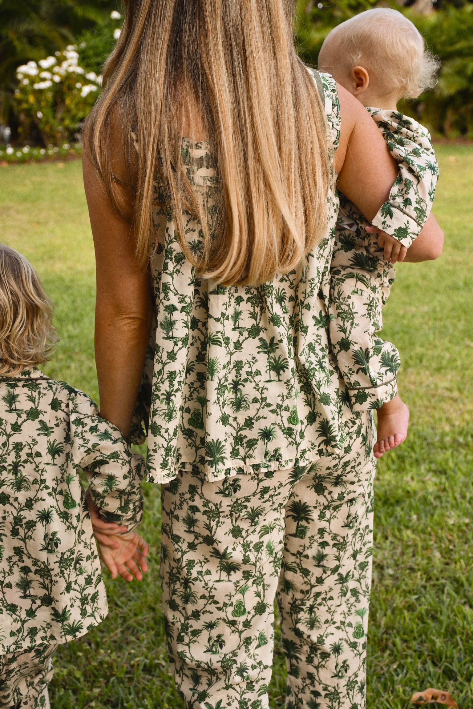 ASD x AGV Playa Lounge Set