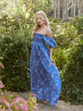 Load image into Gallery viewer, Aurora Puff Sleeve Maxi Dress
